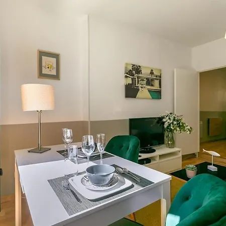 Le St Nicolas Au Coeur Du Centre Historique 第戎